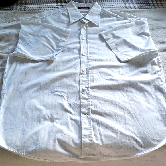 Yashi Yamamuri - Picture 3 of 9